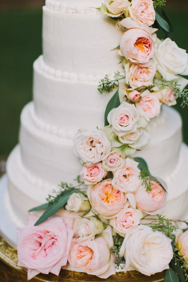 "My goal is to create events that reflect the personality of my clients while still maintaining the integrity of my own." #weddingvendor #interview #peonies #weddingcake #cakewithflowers #wedding #mississippi